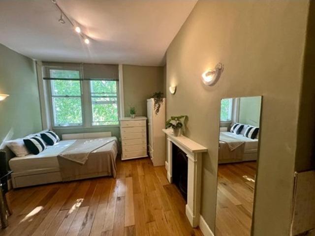 Studio for rent in Kensington, Greater London