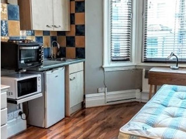 Studio for rent in Brook Green, Greater London