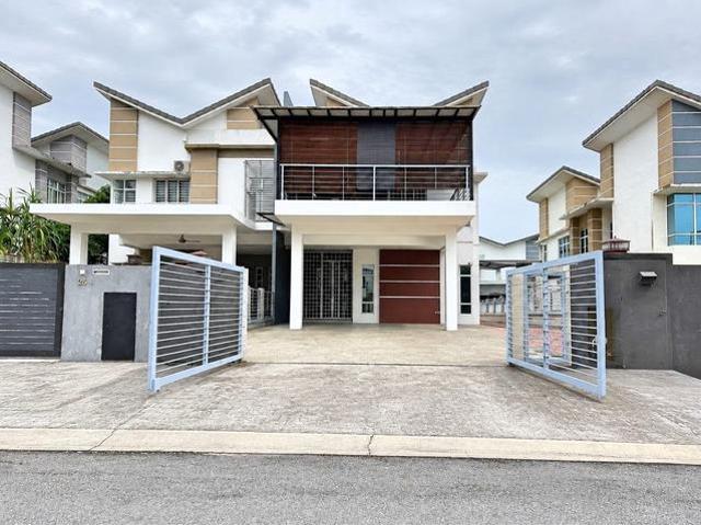 Residential House for sale in Petaling, Alam Impian