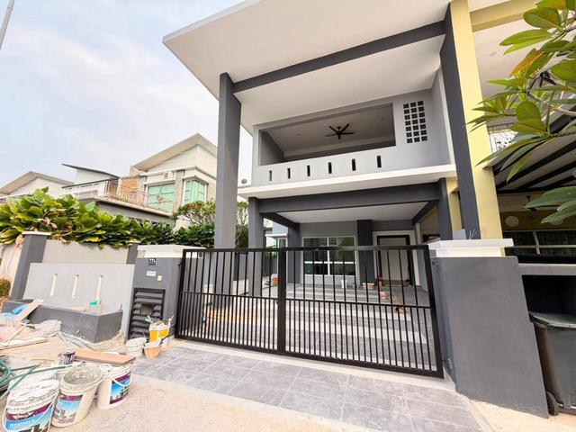 Residential House for sale in Sendayan Village, Negeri Sembilan