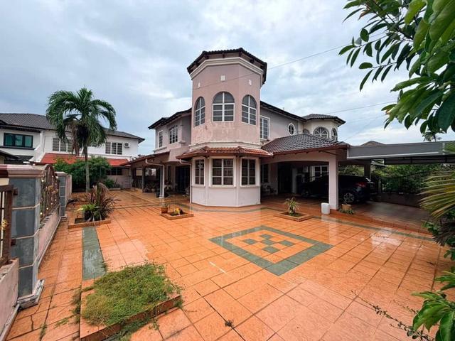Residential House for sale in Malaka