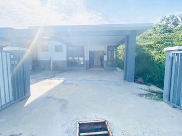 Residential House for sale in Malaka