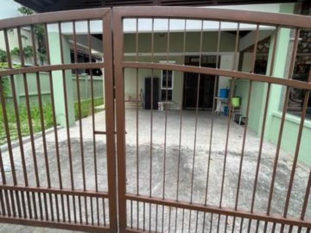 Residential House for rent in Petaling, Alam Impian