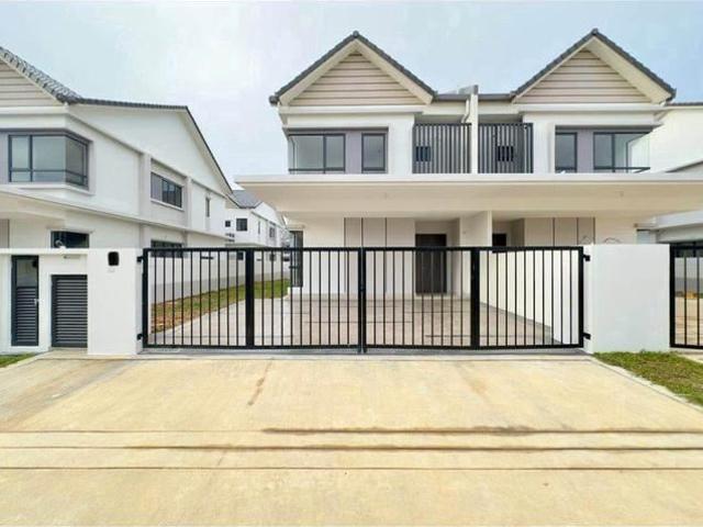 Terraced House for sale in Sendayan Village, Negeri Sembilan