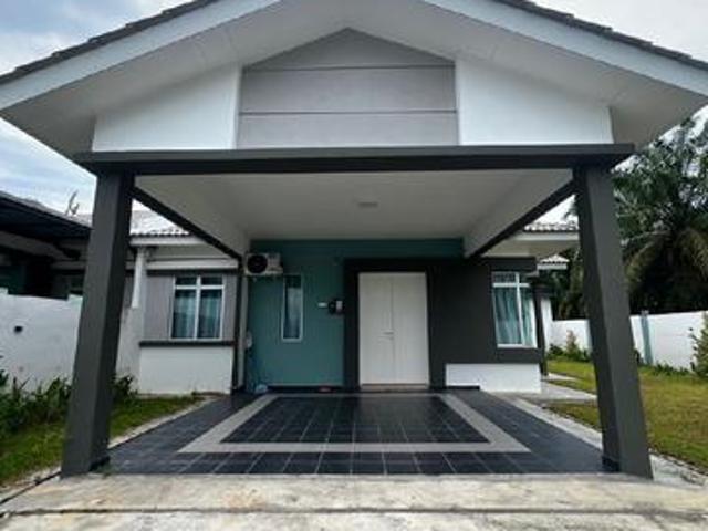 Residential House for rent in Malaka