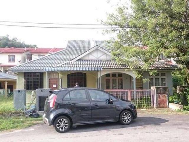 Residential House for rent in Batu Caves, Majlis Perbandaran Selayang