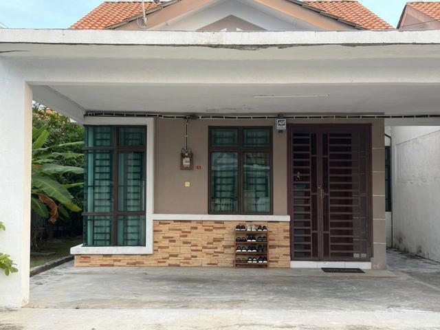Residential House for sale in Malaka