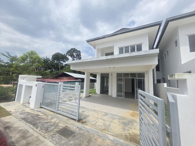 Residential House for sale in Petaling, Alam Impian