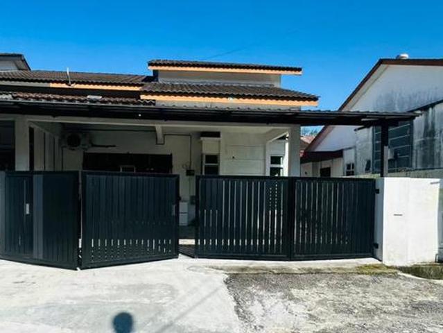 Residential House for sale in Lunas, Kedah