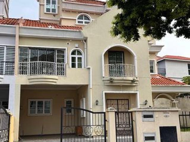 Residential House for rent in Petaling, Alam Impian