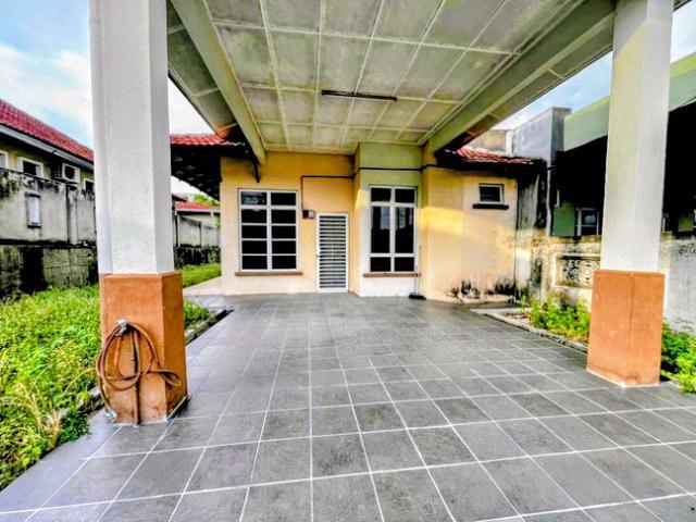 Residential House for sale in Tanjong Sepat, Selangor