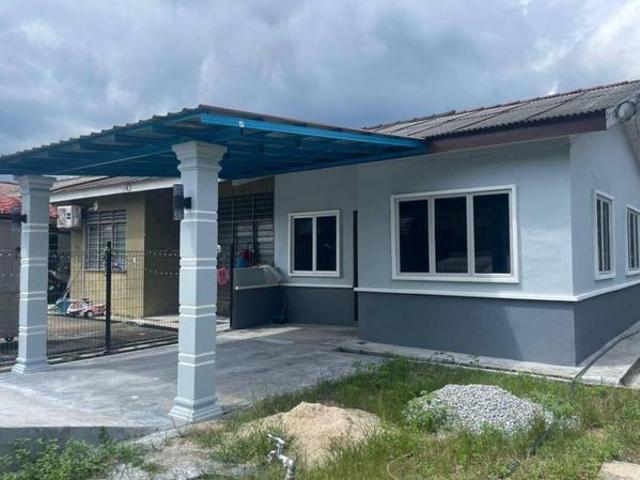 Residential House for sale in Batu Kikir, Negeri Sembilan
