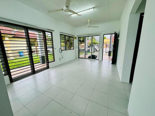 Residential House for sale in Jenjarom, Selangor