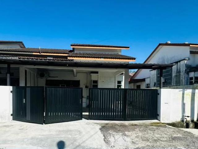 Residential House for sale in Lunas, Kulim