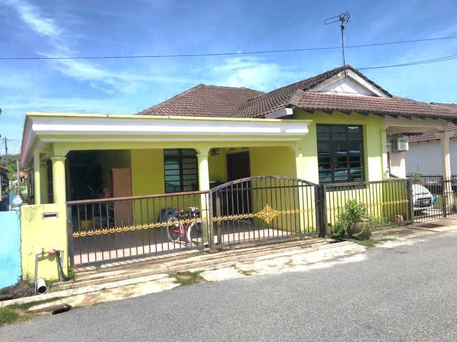 Residential House for sale in Pekan, Pahang