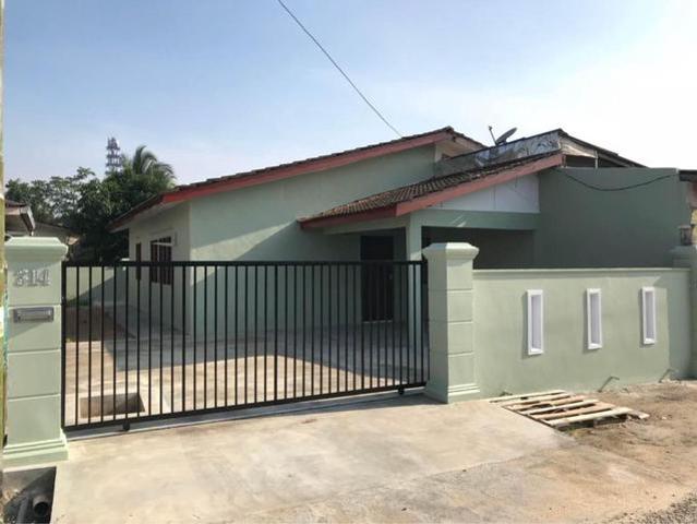 Residential House for sale in Pekan