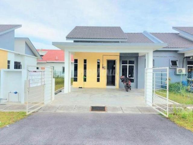 Residential House for sale in Tanjong Sepat, Selangor