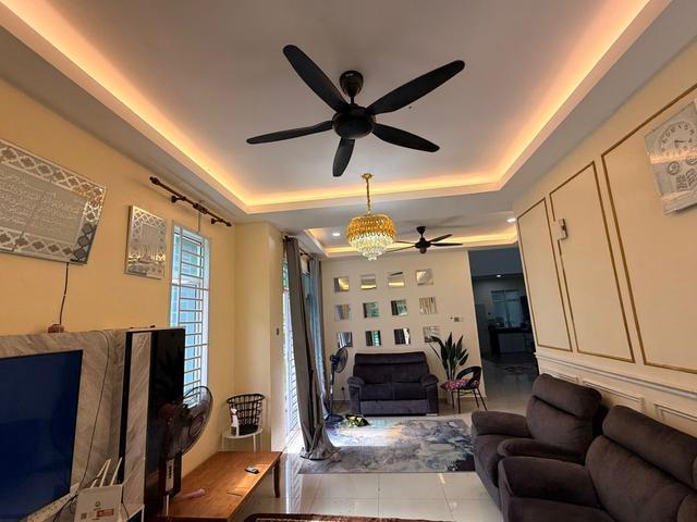 Bungalow for sale in Kluang, Johor