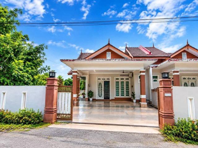Residential House for sale in Marang