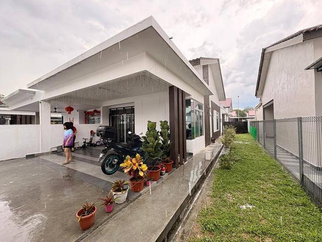 Residential House for sale in Pontian, Johor