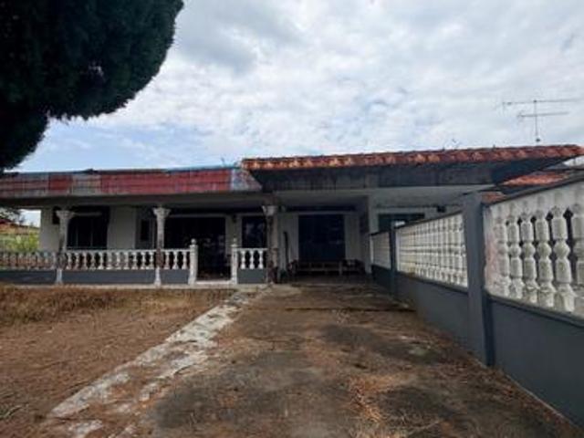 Residential House for sale in Rengam, Johor