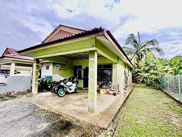Residential House for sale in Tanjong Sepat, Selangor