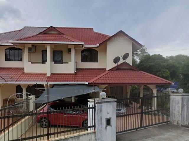 Residential House for sale in Batu Arang