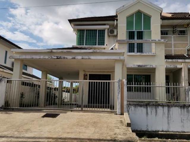 Residential House for sale in Long Miri, Sarawak