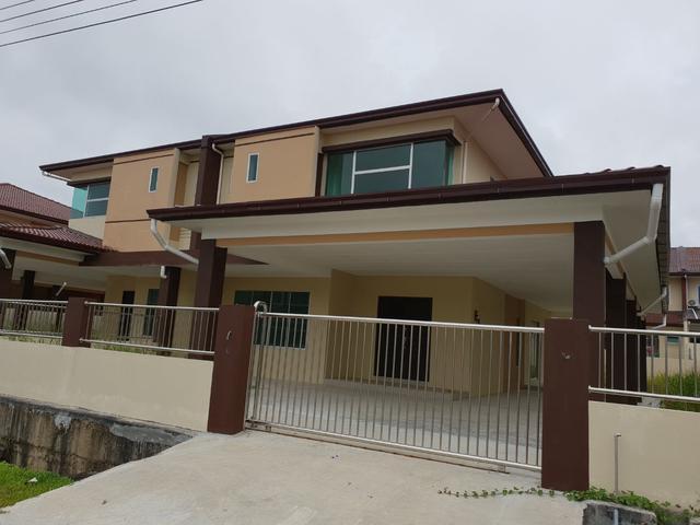 Residential House for sale in Sibu Laut