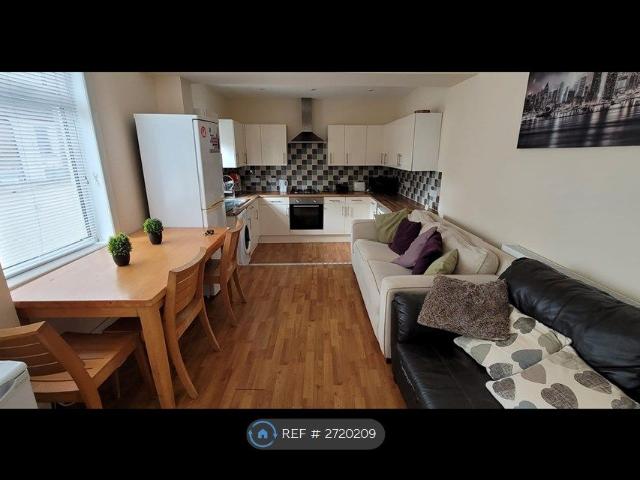 Room for rent in Semilong, Northampton