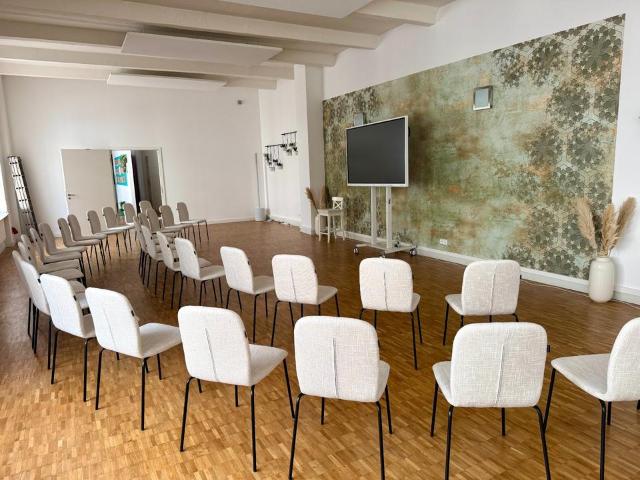 Gewerbe mieten in Westend, Berlin