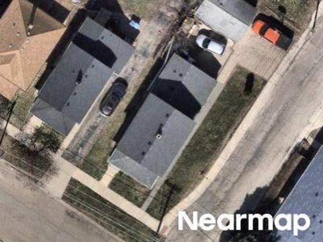House for sale in Aurora, Illinois