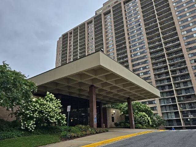 Condo for sale in Skyline, Bailey's Crossroads