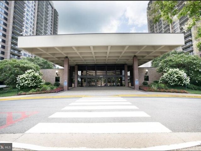 Condo for sale in Falls Church