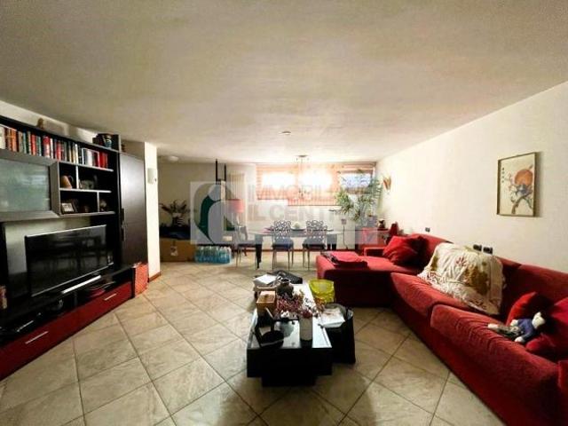 Villa Indipendente in vendita a Sarzana, Liguria