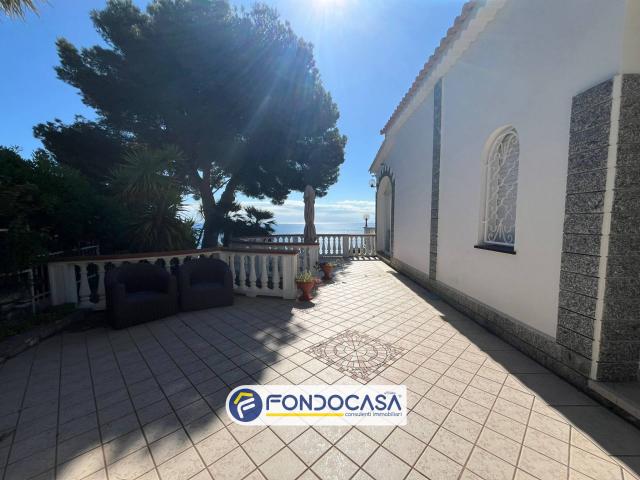 Villa Indipendente in affitto a Andora, Liguria