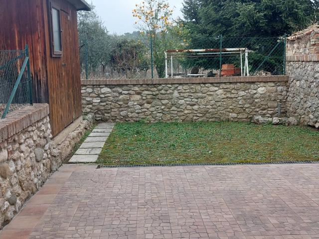 Villa Indipendente in vendita a Brecciarolo, Marche