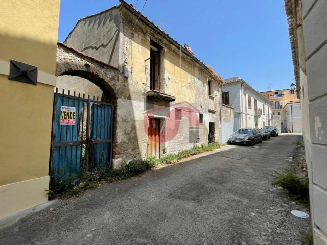 Villa Indipendente in vendita a Benevento, Campania
