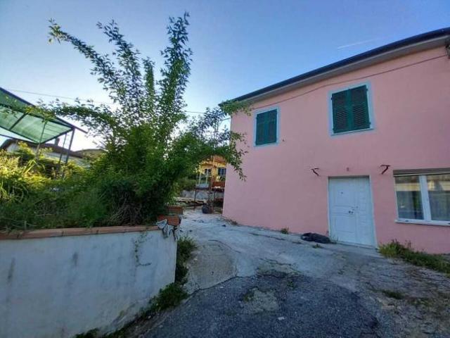 Appartamento in vendita a La Spezia, Liguria