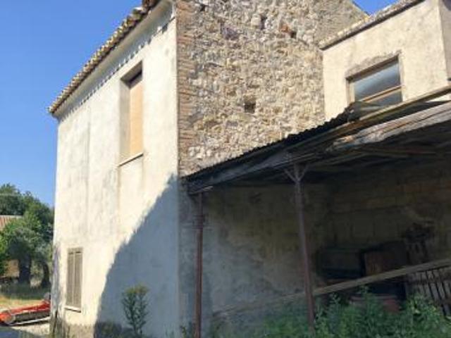 Appartamento in vendita a Roccascalegna, Abruzzo