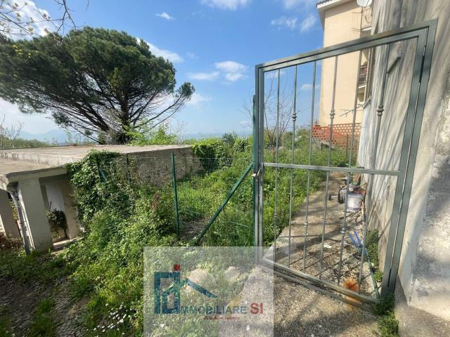 Villa Indipendente in vendita a Sant'angelo A Cupolo, Campania