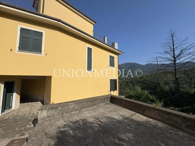 Appartamento in vendita a Sesta Godano, Liguria