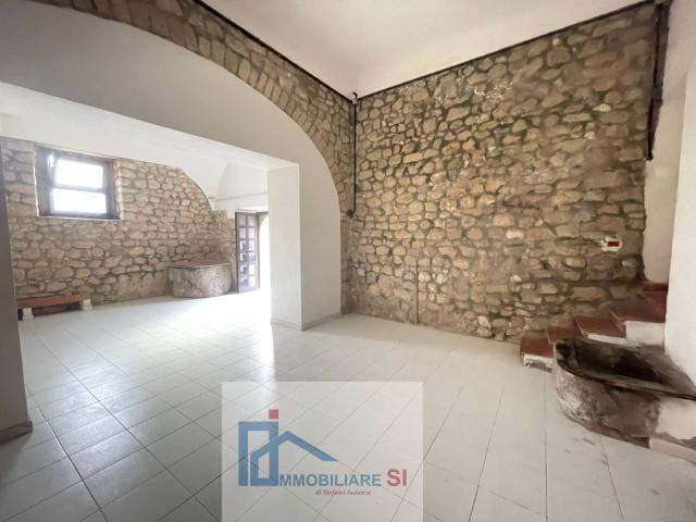 Villa Indipendente in vendita a Vitulano, Campania