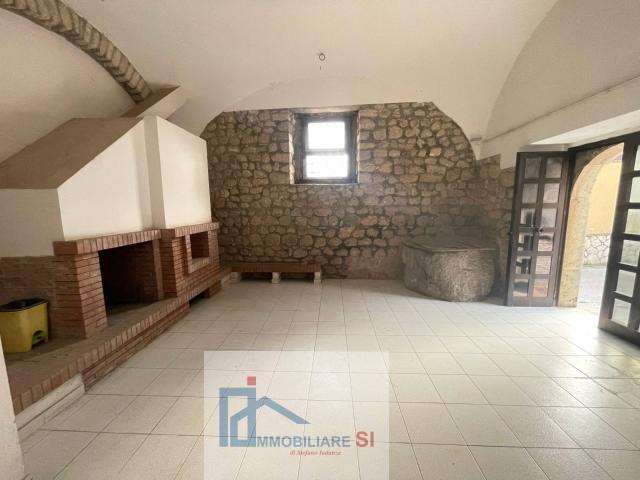 Villa Indipendente in vendita a Vitulano, Campania