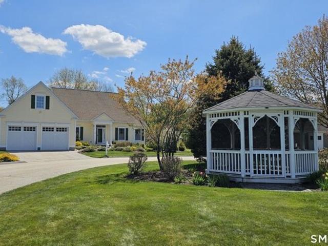 Condo for sale in Litchfield, Connecticut