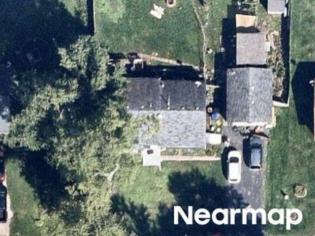 House for sale in Mchenry, Illinois