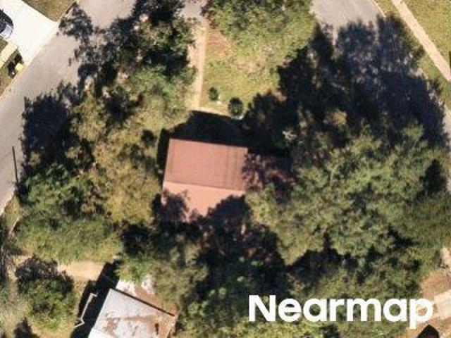 House for sale in Crestview
