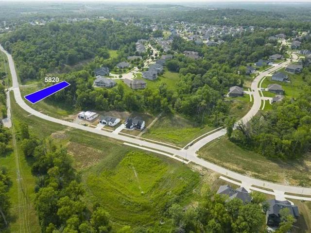 Land for sale in Linn, Iowa