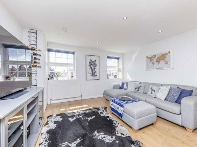 Apartment for rent in London Borough of Croydon, Norbury