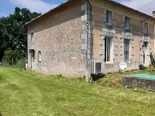 Maison vente à Semoussac, Chez Mallet